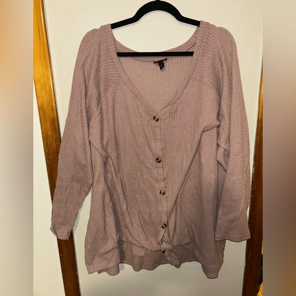 Torrid Mauve Waffle Knit Top With Buttons - Picture 1 of 3